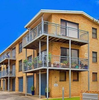 Ashley Court Unit 7 - Holiday Sunshine Coast 4