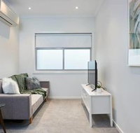 Comfortable Chadstone Flat - Holiday Sunshine Coast