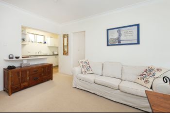 Comfy Convenience In Centennial Park - Holiday Sunshine Coast 1