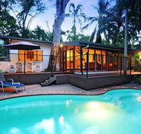 The Oak Beach Beachhouse - Sunshine Coast Tourism