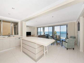 Soldiers Point Road 2 163 Seaside Splendour - Holiday Sunshine Coast 4