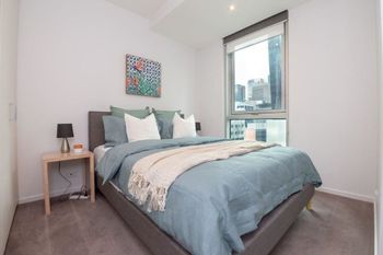 Melbourne City Apartment With Parking - Sunshine Coast Tourism 0