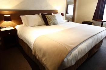 Peppers Rundells Alpine Lodge - Sunshine Coast Tourism 3