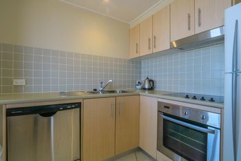 Resort Apartment On Salt Beach 6318 - Sunshine Coast Tourism 2