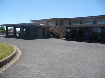 Oriana Motor Inn - Sunshine Coast Tourism 0