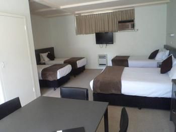 Oriana Motor Inn - Sunshine Coast Tourism 5