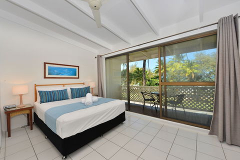 Seascape Holidays â€“ Beachfront Terraces - Sunshine Coast Tourism 4