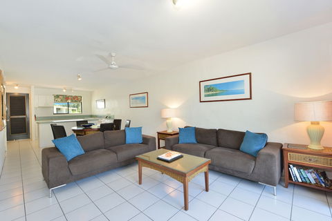 Seascape Holidays â€“ Beachfront Terraces - Sunshine Coast Tourism 0