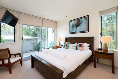 Your Place At Belongil Beach - Sunshine Coast Tourism 6
