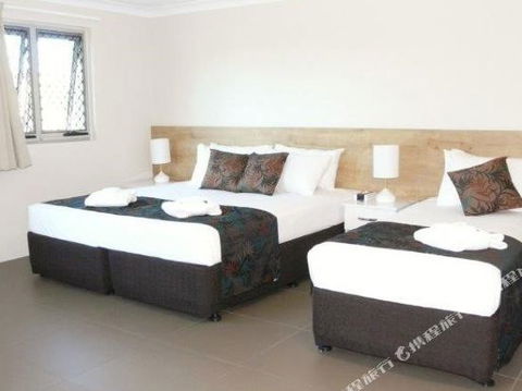 BEST WESTERN CASTLE LODGE MOTEL - Holiday Sunshine Coast 4