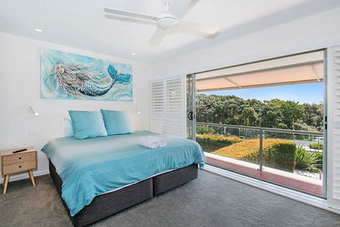 Number 4 James Cook Apartments - Sunshine Coast Tourism 4