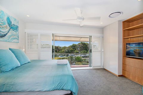 Number 4 James Cook Apartments - Sunshine Coast Tourism 7
