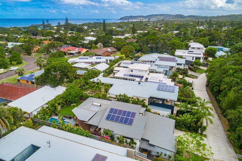 Melaleuca - Holiday Sunshine Coast 0