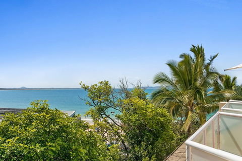 Garden Penthouse Netanya - Holiday Sunshine Coast 1