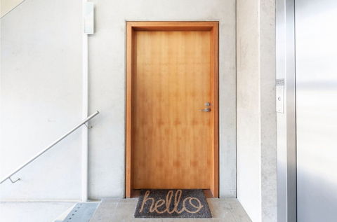 Bellevue Hill Designer - Sunshine Coast Tourism 0