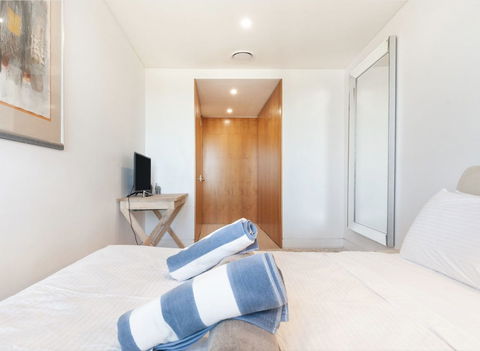 Bellevue Hill Designer - Sunshine Coast Tourism 3