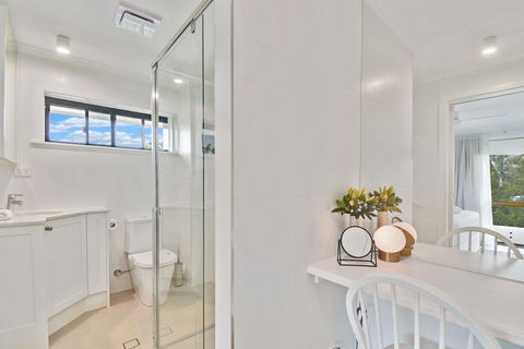 Oceanside Apartment - LAMER9 - Sunshine Coast Tourism 1