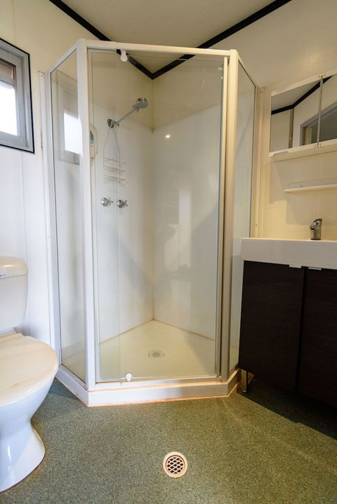 Oasis At Newman - Sunshine Coast Tourism 4
