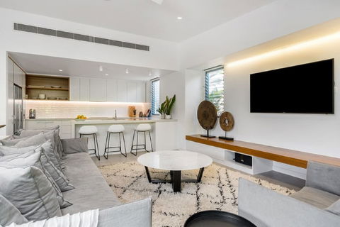 Your Luxury Escape â€“ Maison De Belongil - Sunshine Coast Tourism 5