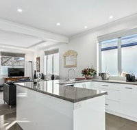 Wellington Street Cottage - Sunshine Coast Tourism