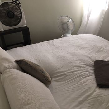 BUDGET Bourke St. Apartment - Sunshine Coast Tourism 6