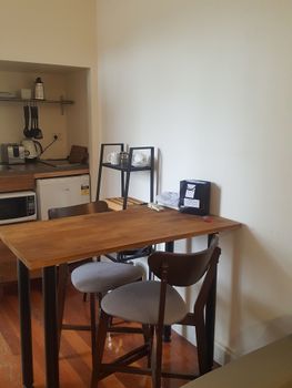 BUDGET Bourke St. Apartment - Sunshine Coast Tourism 5