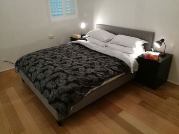 One Bedroom Apartment - Sunshine Coast Tourism 1