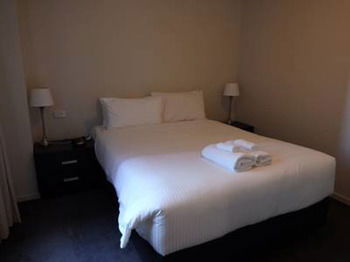 Southbank Apartments Gallery Towers - Sunshine Coast Tourism 3
