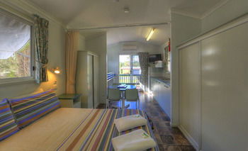 Kahlers Oasis Caravan Park - Holiday Sunshine Coast 4