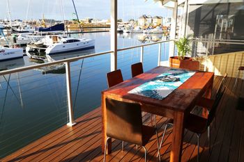 Waters Edge - Sunshine Coast Tourism 0