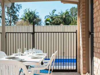 Seaclusion 2 2 Margaret Street - Holiday Sunshine Coast 2