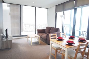 Dreamhome Service Apartment Spencer - Sunshine Coast Tourism 3