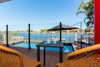 Hepburn Holiday Haven - Sunshine Coast Tourism 0
