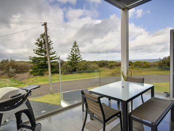 Boat Harbour Holiday 10 Noamunga Street - Holiday Sunshine Coast 4