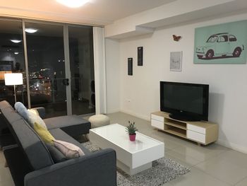 Chic & Cosy Apartment Near Airport & CBD - Sunshine Coast Tourism 0