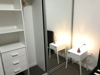 Chic & Cosy Apartment Near Airport & CBD - Sunshine Coast Tourism 4