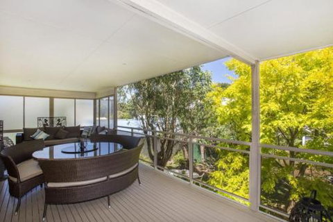 BAROONA By THE BEACH - Sunshine Coast Tourism 0