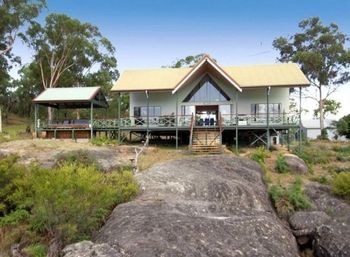 Wisemans Ferry Holiday House - Holiday Sunshine Coast 0
