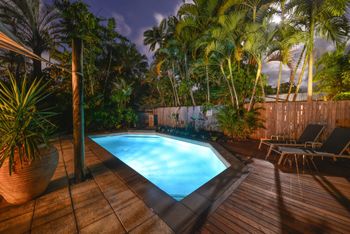 Seaclusion - Sunshine Coast Tourism 0