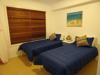 Spinnakers Loft 3 Bed Apartment - Holiday Sunshine Coast 5