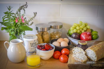 Arcadia Bed & Breakfast & Cottages - Holiday Sunshine Coast 4
