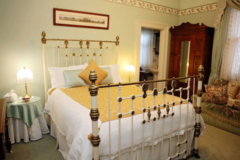 Forgandenny Bed & Breakfast - Holiday Sunshine Coast 1