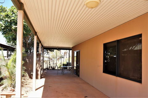 Ningaloo Breeze Villa 2 - Sunshine Coast Tourism 1