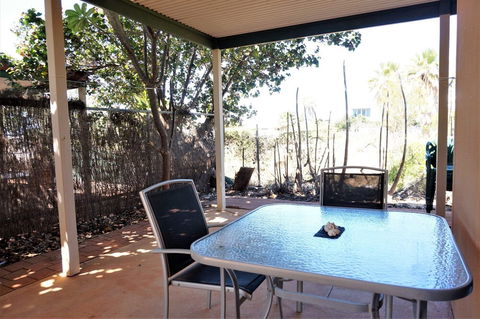 Ningaloo Breeze Villa 2 - Sunshine Coast Tourism 0