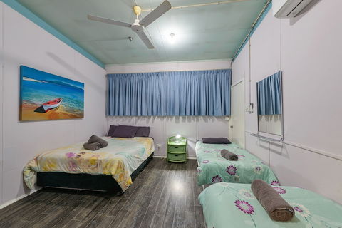 Getaway Villas Unit 38 10 - Sunshine Coast Tourism 5