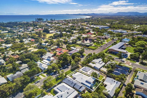 A PERFECT STAY - Stanhope Byron - Sunshine Coast Tourism 3