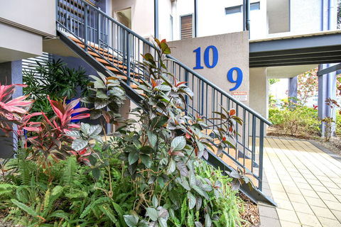 Centrally Located Apartment 1020 - Holiday Sunshine Coast 2