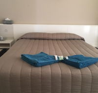 Lake Lefroy Motel  Bar - Sunshine Coast Tourism