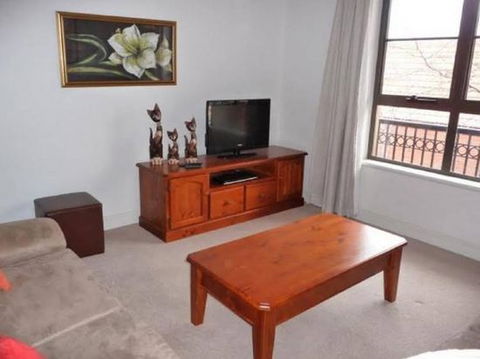 Absolute Luxury In The East End Of Adelaide Apartment - Sunshine Coast Tourism 1