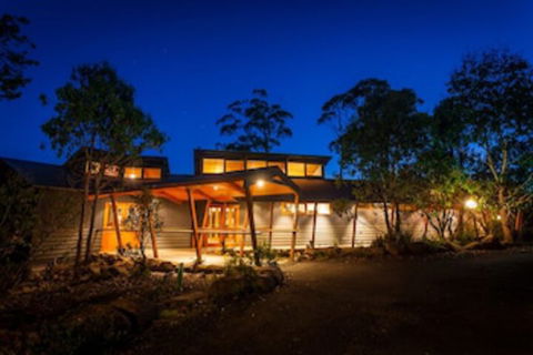 Cradle Mountain Wilderness Village - Sunshine Coast Tourism 0